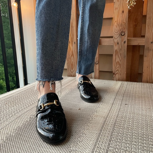 Steve Madden Dazling C Crocodile Flats- Size 7 - Picture 1 of 2